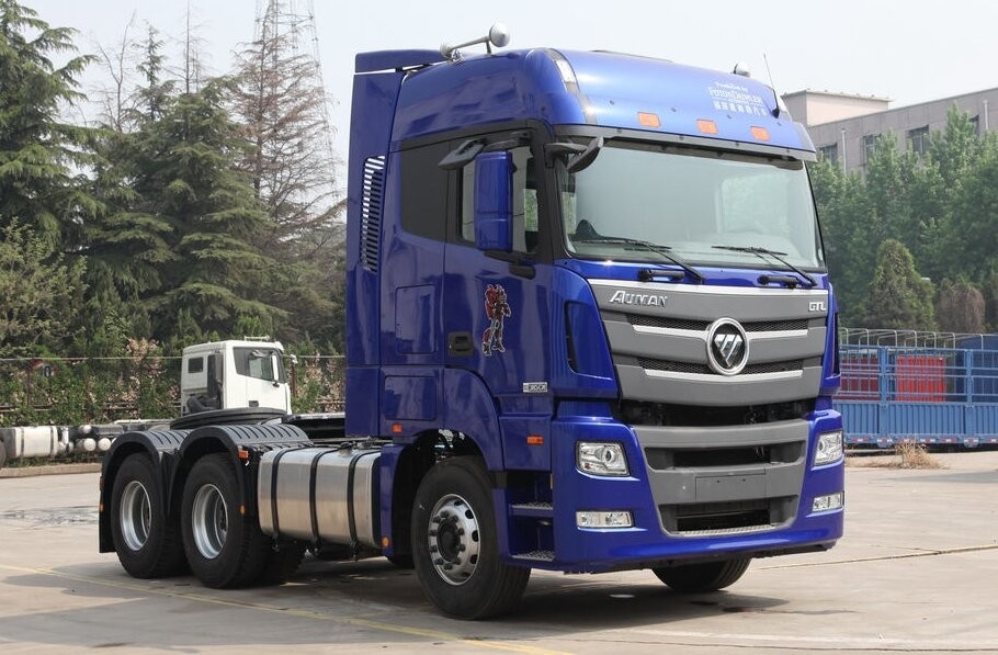 Usato cabina con tetto alto capo del trattore camion motore WP 6x4 modalità di guida Foton Auman alto rapporto costo-prestazioni