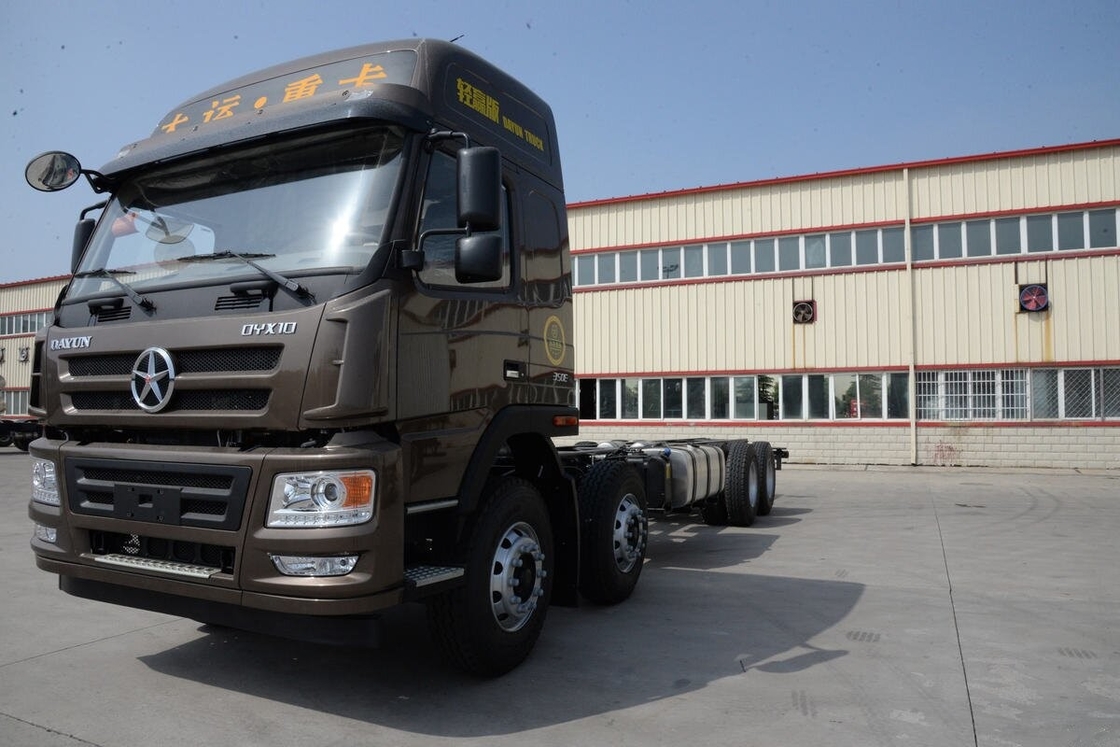Camion di carico pesante usato Chassis in vendita Dayun N8e 8×4 Drive Mode 350hp Camion di carico di seconda mano
