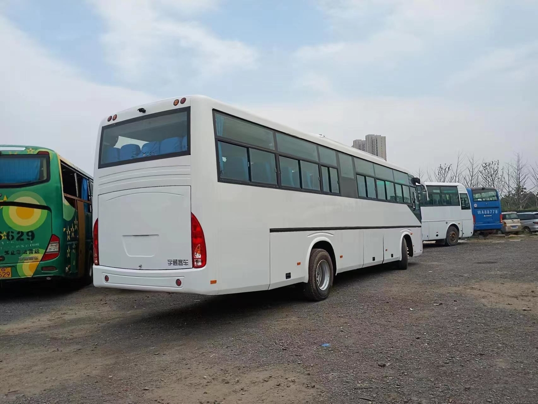 Autobus Yutong Usato in Stock Zk6112d 53 posti Dachai Diesel Tipo di carburante Euro 2 Motore con porta centrale