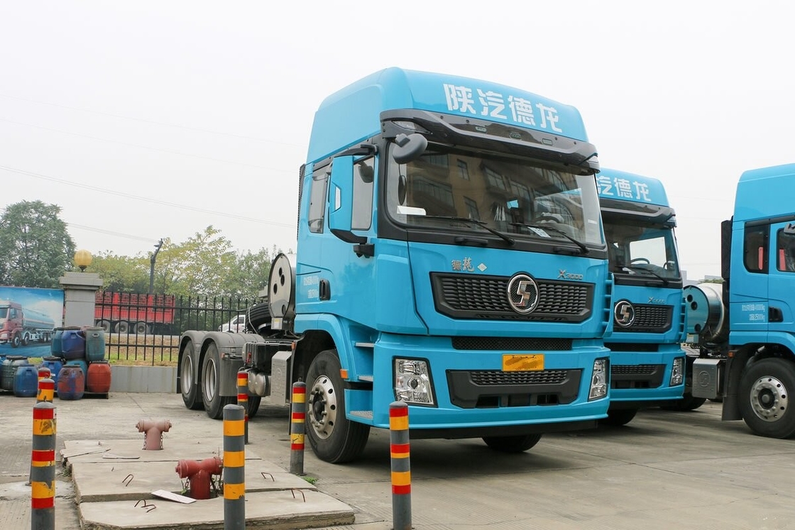 Camion-trattore usato per la vendita Shacman X3000 6*4 Drive Mode 480hp Camion-trattore più economico per la vendita FOB Cina