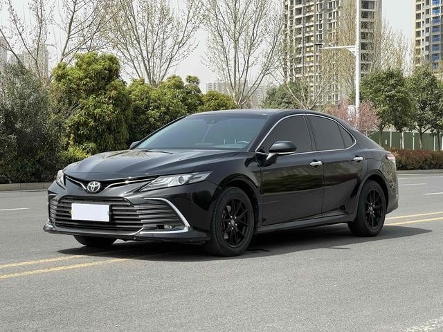 Toyota Camry Sedan Usata Buone Condizioni Basso Chilometraggio Anno 2021 Versione LUX 45000km Chilometraggio