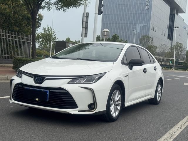Corolla usata per l'esportazione ideale 2021 anno Trasporto personale basso chilometraggio ibrido elettrico e a benzina