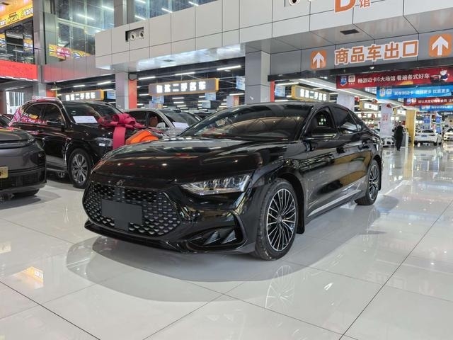 BYD Han DM 2024 DM-i Honor Edition 121km Premium Edition Famiglia SUV E affidabile budget SUV Per l'esportazione