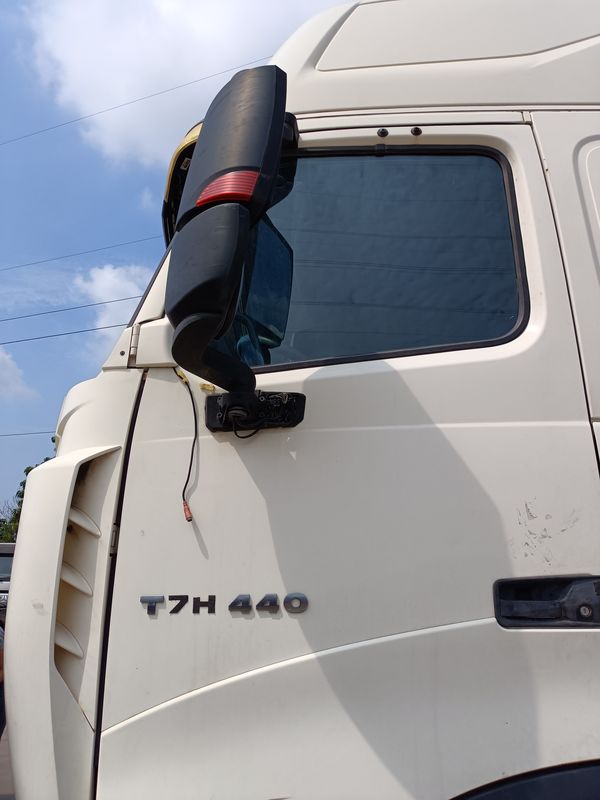 Howo T7H 6*4 Drive Mode 440hp Migliori marche cinesi di trattori