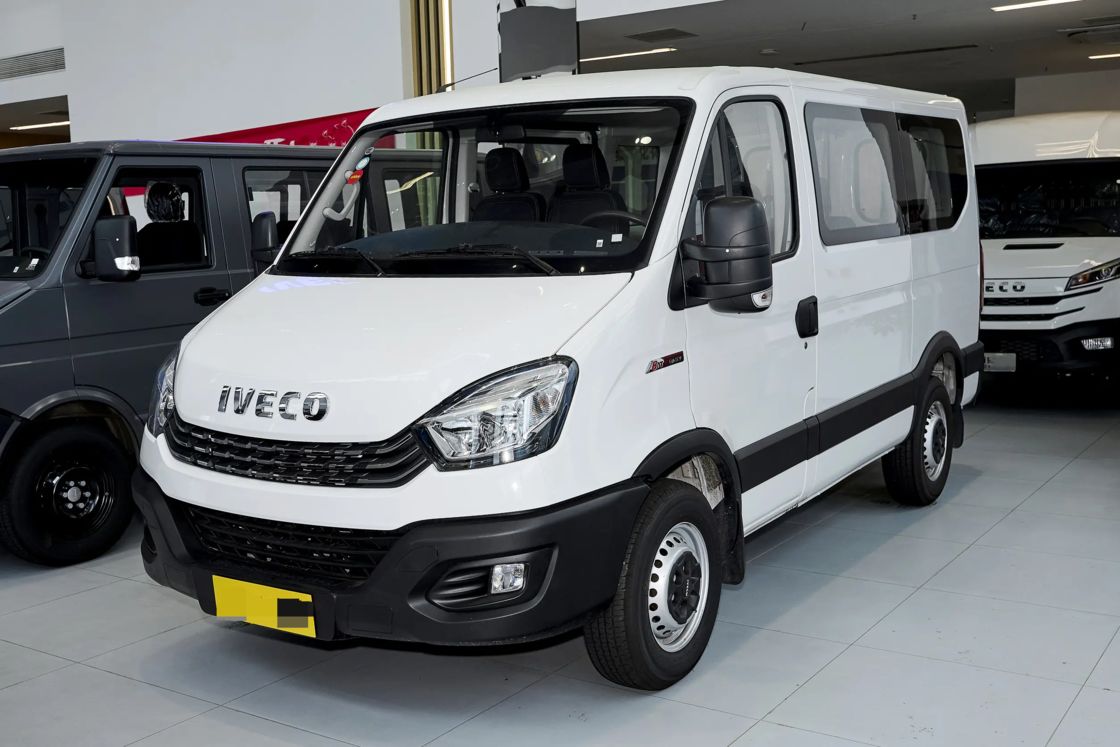 Minivan economico per famiglie New Ocean 2024 2.0T Diesel 146 CV Euro 6 per l'esportazione