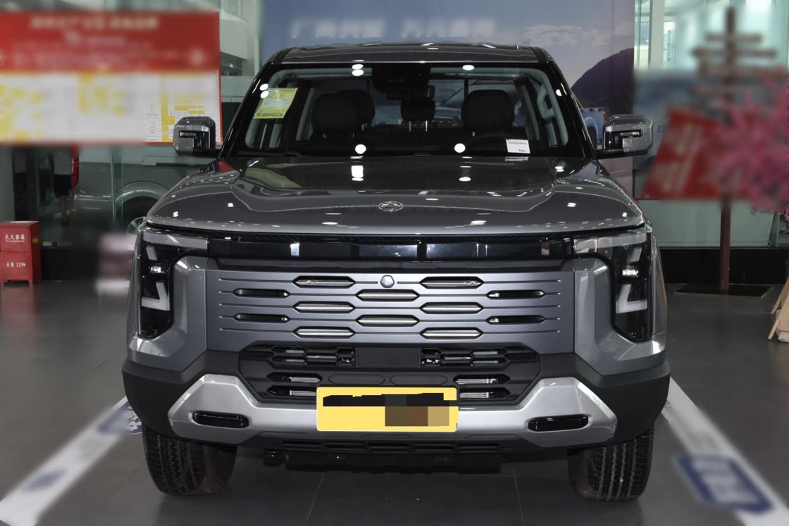 Pickup Dongfeng Z9 2025 2.3T 6MT Diesel 2WD Euro 6 190 CV Economico, Ideale per Esportazione e Viaggi in Famiglia