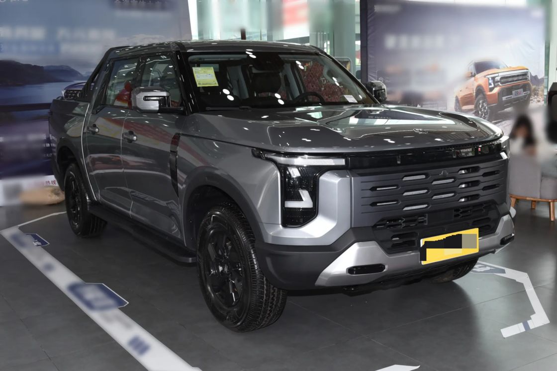 Pickup Dongfeng Z9 2025 2.3T 6MT Diesel 2WD Euro 6 190 CV Economico, Ideale per Esportazione e Viaggi in Famiglia