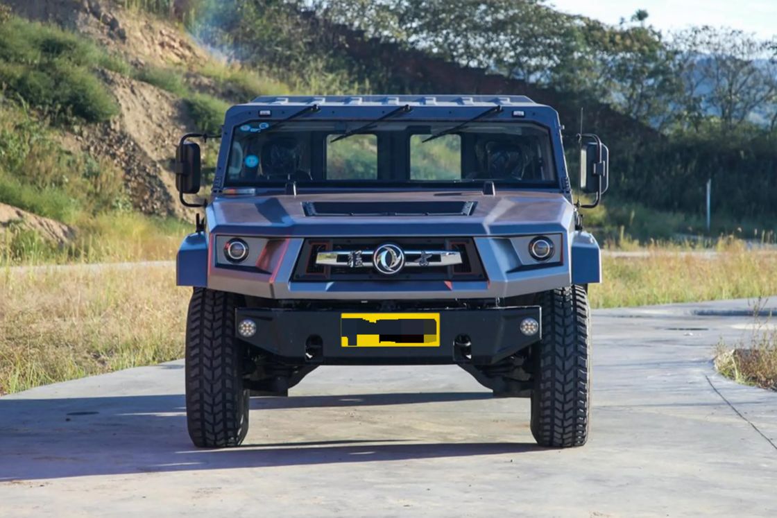 Non perderti il furgone Dongfeng Mengshi Nixingzhe 500 4.0T V8 Diesel a tetto basso del 2022