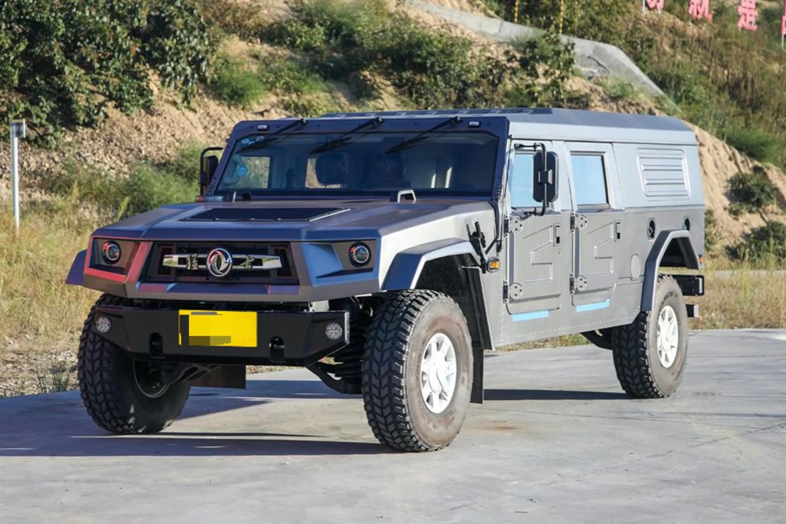 Non perderti il furgone Dongfeng Mengshi Nixingzhe 500 4.0T V8 Diesel a tetto basso del 2022