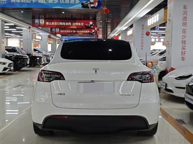 Affordable Used Tesla Model Y SUV 2022 facelift versione a trazione posteriore per uso familiare
