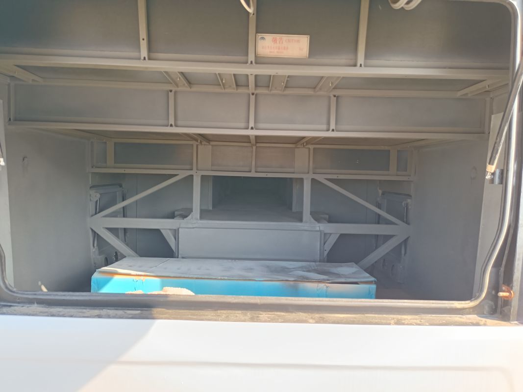 Autobus passeggeri usato Yutong ZK6102D del 2020, 57 posti, configurazione 2+3, una porta, guida a destra, autobus di lusso