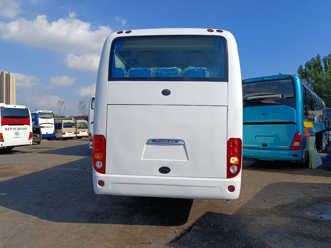 Autobus passeggeri usato Yutong ZK6102D del 2020, 57 posti, configurazione 2+3, una porta, guida a destra, autobus di lusso