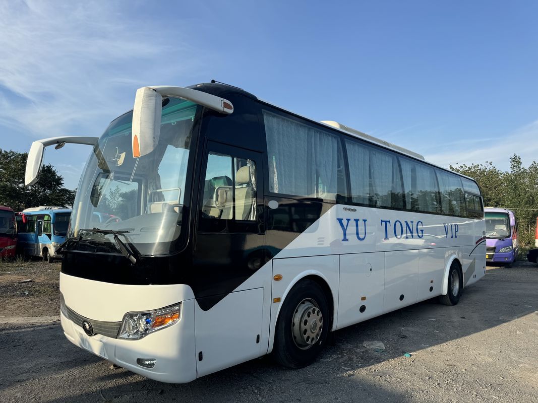 ZK6110 Yutong Used Passenger Bus 2020 56 posti 2+3 Disposizione Due porte a guida sinistra Autobus di lusso