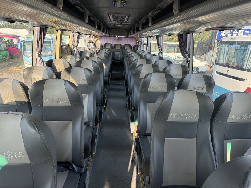 ZK6110 Yutong Used Passenger Bus 2020 56 posti 2+3 Disposizione Due porte a guida sinistra Autobus di lusso