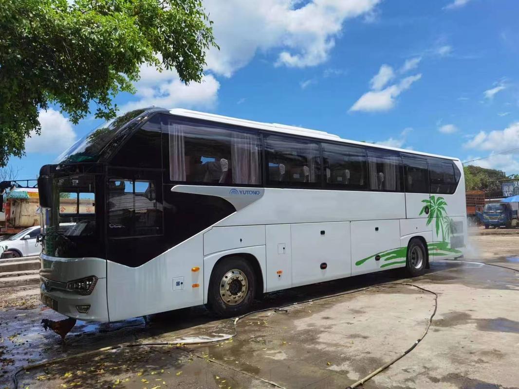 Autobus usato Yutong 50 posti lusso Weichai Tour Diesel Aeroporto Chiesa Autobus per i pendolari
