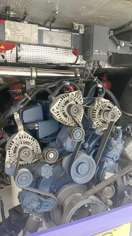 Autobus di seconda mano Yutong Autobus di 50 posti Weichai Tour Diesel Aeroporto Chiesa Scuola Interurbana Autobus interurbani RHD/LHD