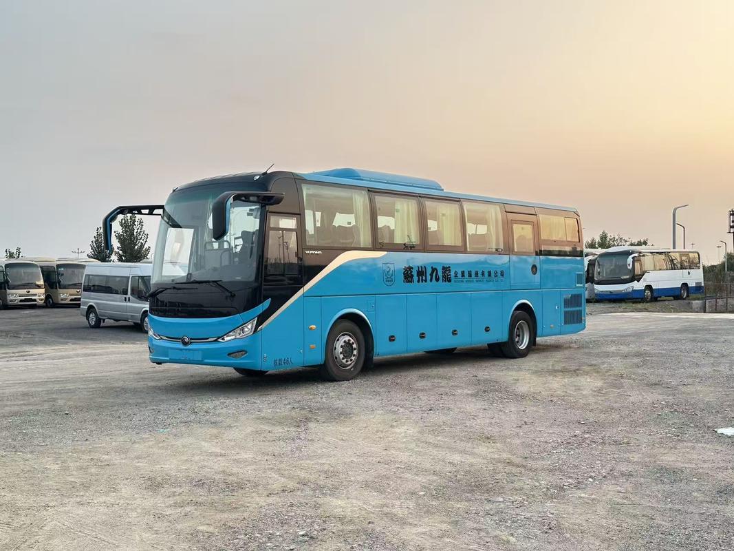 Second Hand Yutong Coach Bus 50 Seater Weichai Tour Diesel Airport Church Cummuter School Interurban Intercity Buses RHD/LHD