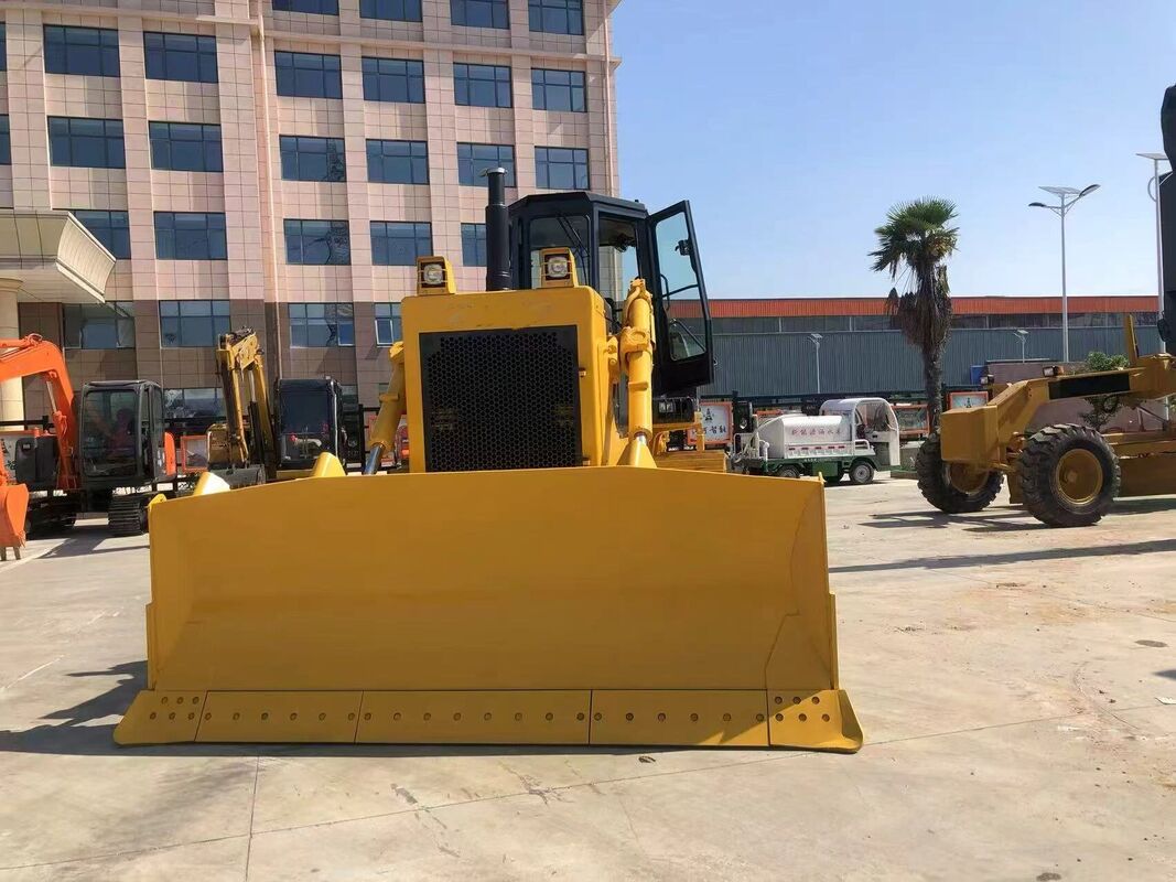 Nuovo arrivo Bulldozer cingolato di marca cinese usato Capacità benna 23,45 tonnellate In eccellenti condizioni Potenza nominale 162 kW 7,8 L Per costruzioni In eccellenti condizioni