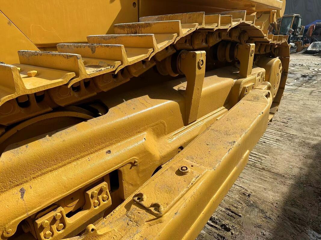 Nuovo arrivo bulldozer cingolato usato marca cinese capacità benna 5 tonnellate in ottime condizioni potenza nominale 305 KW 14,07 L per costruzioni in ottime condizioni