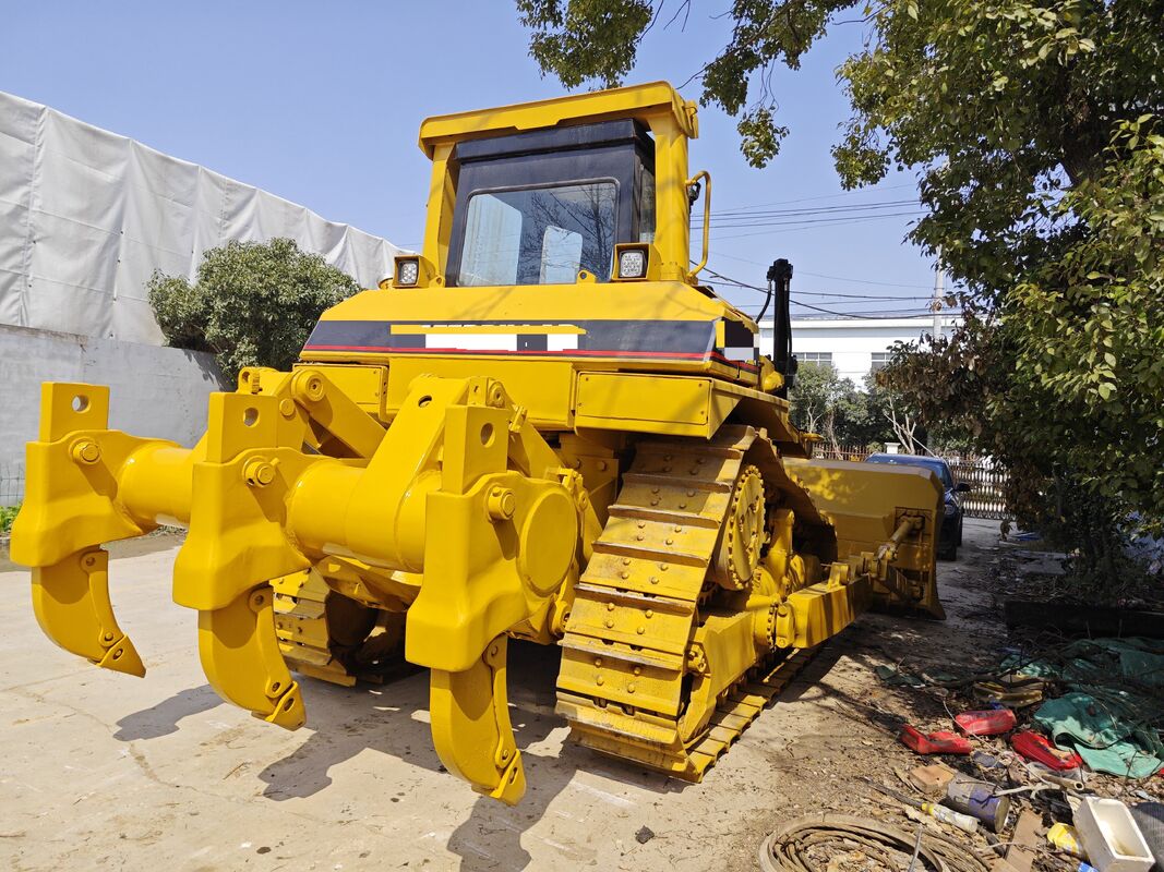 Nuovo arrivo usato bulldozer di marca cinese a rotaia Capacità del secchio 37,77 tonnellate In ottimo stato Potenza nominale 245 KW 14,6 L Per la costruzione In ottimo stato