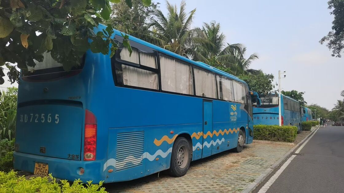 Autobus usati Yutong XMQ6117 Yuchai Euro 5 con balestre, 45 posti, lusso, con aria condizionata per navetta o lunghe distanze