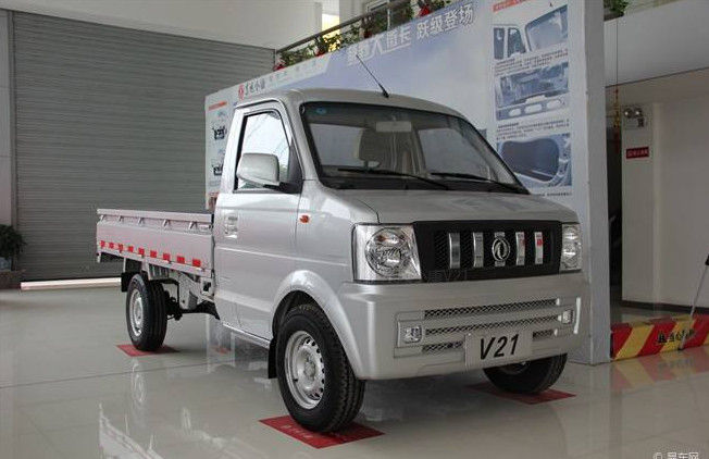 Mini camion di Dongfeng RHD, mini modello diesel usato dei furgoni V21 con potere massimo 20KW