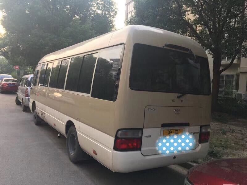 10-23 i sedili hanno usato l'emissione del motore Euro3 della parte anteriore del bus del sottobicchiere 108 chilowatt di potere massimo