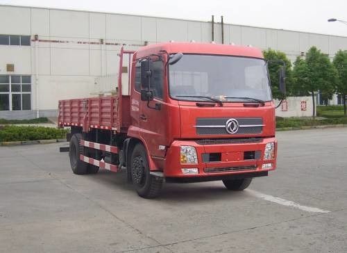 20 tipo interasse del combustibile diesel di modo dell'azionamento del camion 4x2 della seconda mano di tonnellata di 5000mm