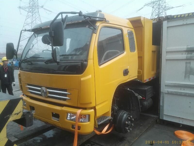 Limite di emissione dell'euro 3 di marca di Dongfeng utilizzato modo degli autocarri a cassone dell'azionamento 4×2