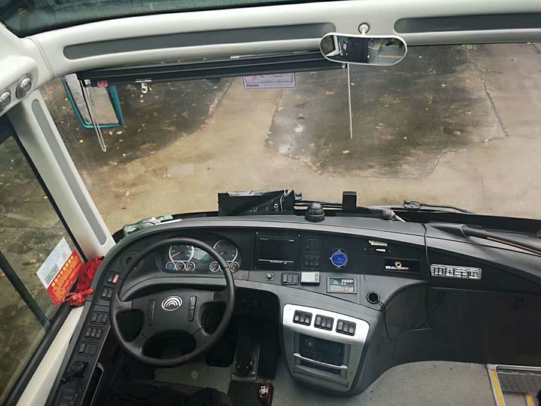 I sedili da 2013 anni 53 hanno usato il tipo del combustibile diesel dei bus di YUTONG con la benzina dell'airbag LNG