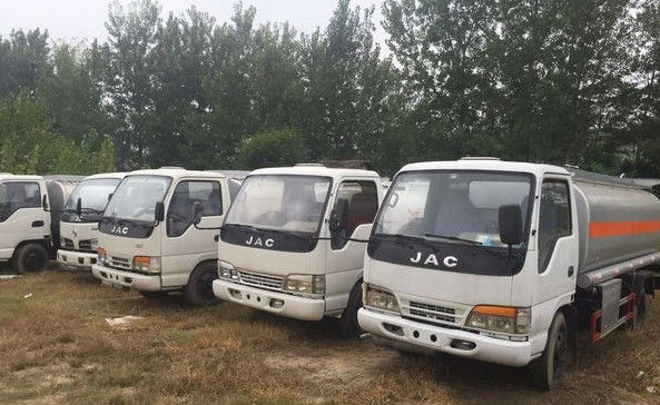 Tipo del combustibile diesel usato 2014 anni della petroliera 5 tonnellate - 16 tonnellate di capacità di carico