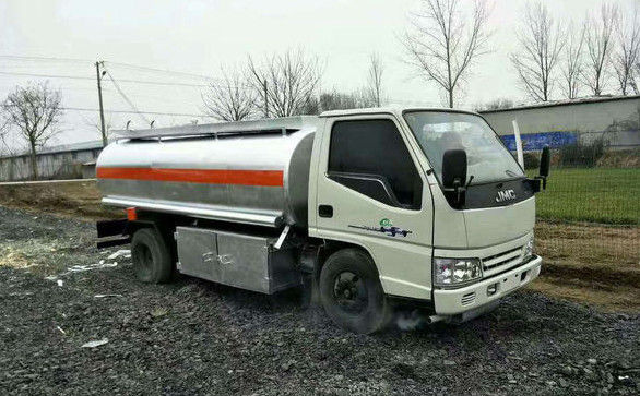 Tipo del combustibile diesel usato 2014 anni della petroliera 5 tonnellate - 16 tonnellate di capacità di carico