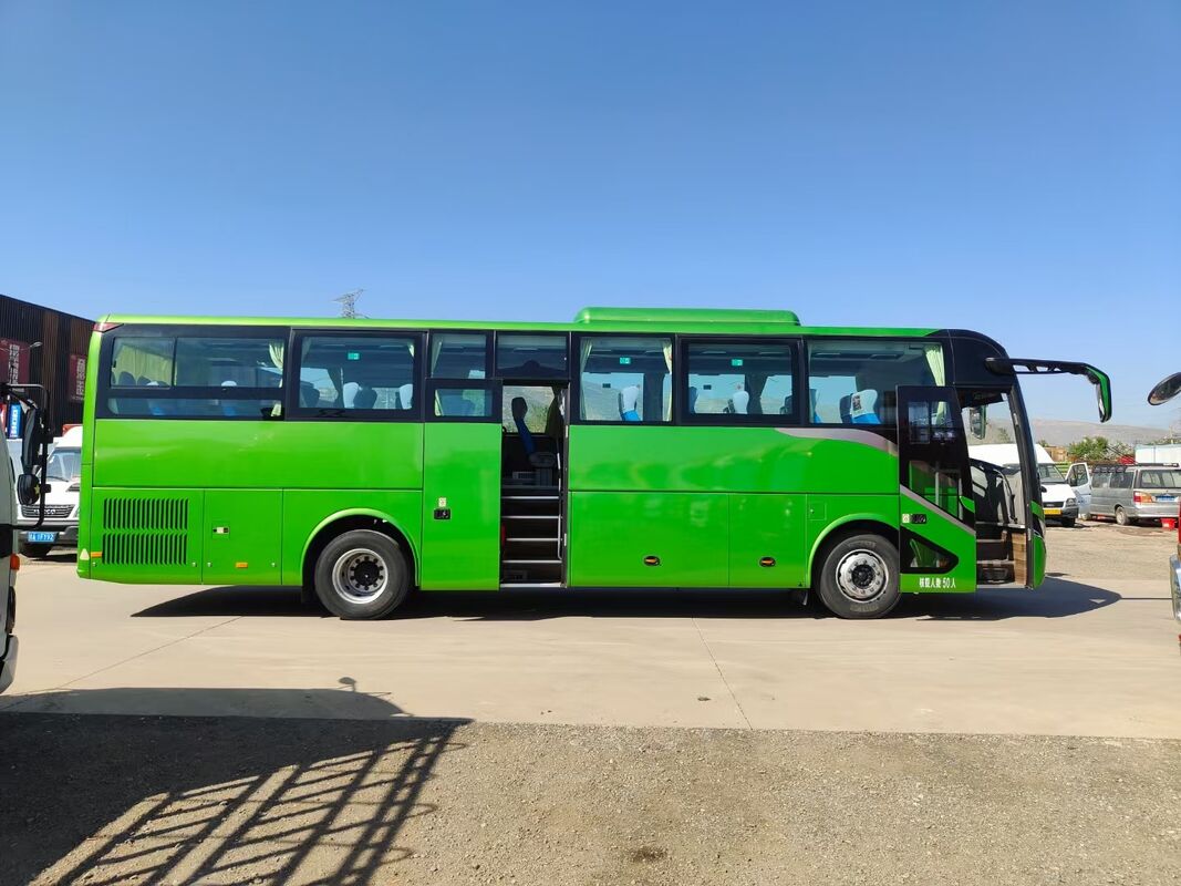 Autobus Yutong ZK6117 usato con motore diesel Weichai, doppia porta, 50 posti, lusso, guida a sinistra in vendita