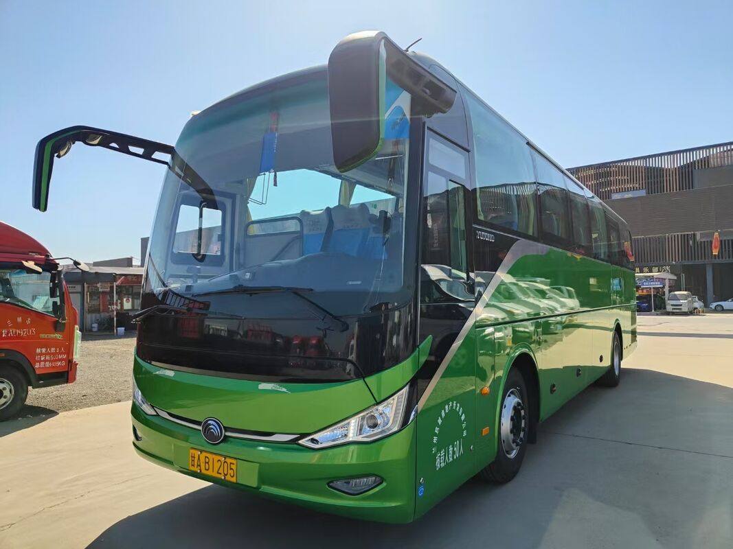 Autobus Yutong ZK6117 usato con motore diesel Weichai, doppia porta, 50 posti, lusso, guida a sinistra in vendita