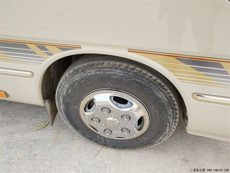 Il sottobicchiere utilizzato diesel della seconda mano di 2017 TOYATO trasporta i sedili Mini Bus della mano destra 23