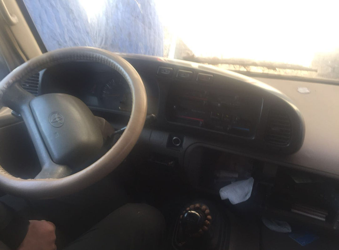 Motore a benzina 2012 dei sedili del bus 29 della seconda mano di marca del sottobicchiere nessun incidente