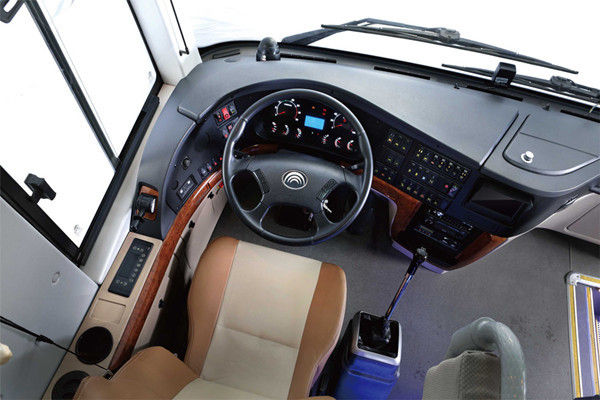 68 sedili un diesel da 2013 anni hanno utilizzato il bus della vettura con A/il limite di emissione dell'euro fornito C III