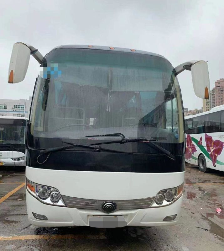 2013 anni Yutong usato diesel trasportano 58 il colore di bianco di Zk 6110 dei sedili
