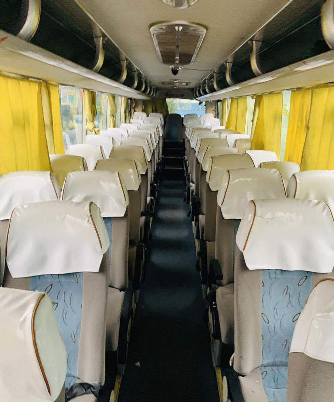 6127 Modello Diesel Yutong usato Tour Bus 55 posti 2011 anno LHD ISO superato