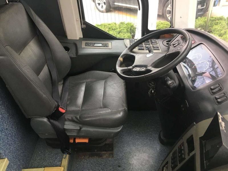 55 mano sinistra diesel del bus KLQ6147 del passeggero usata viaggio più su rosso di Seat che dirige 2013 anni