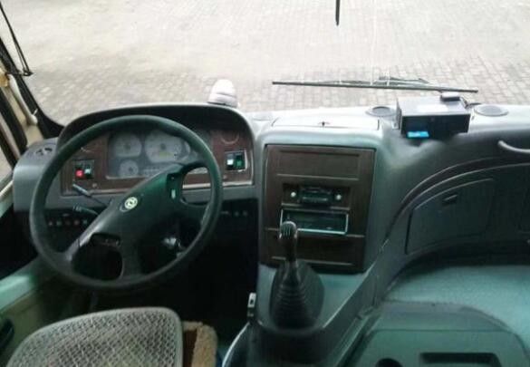 Marca di Dongfeng del motore diesel dell'euro IV di 19 Seater Mini Buses Used Coach Bus