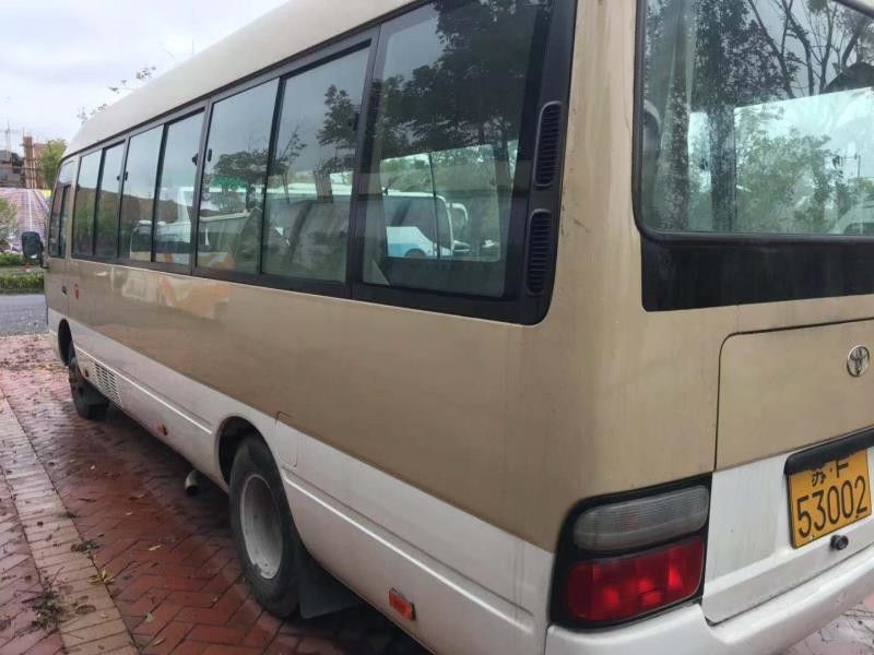 Il sottobicchiere di Toyota di 2010 anni ha usato l'altezza del bus del motore diesel 2585mm dei sedili 15B del bus 23