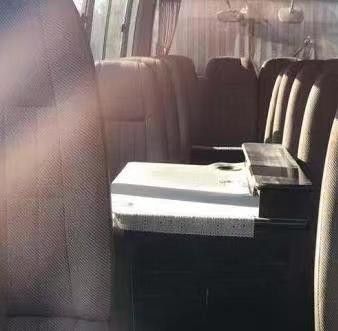 Il sottobicchiere di Toyota di 2010 anni ha usato l'altezza del bus del motore diesel 2585mm dei sedili 15B del bus 23