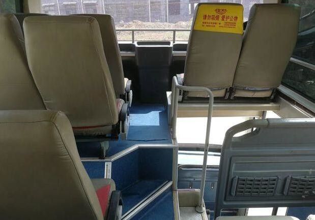 6120 Deisel di modello 61 sedile hanno utilizzato il bus del passeggero marca di Youngman di 2011 anno