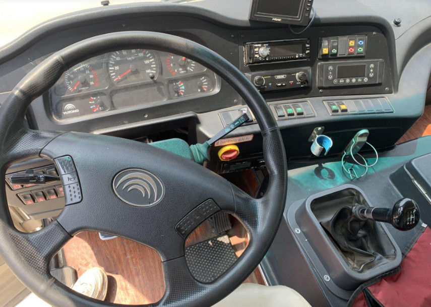 I sedili da 2015 anni 22 hanno utilizzato il bus di modello di Yutong del motore 6729 della parte anteriore di Cummins dei bus di Yutong