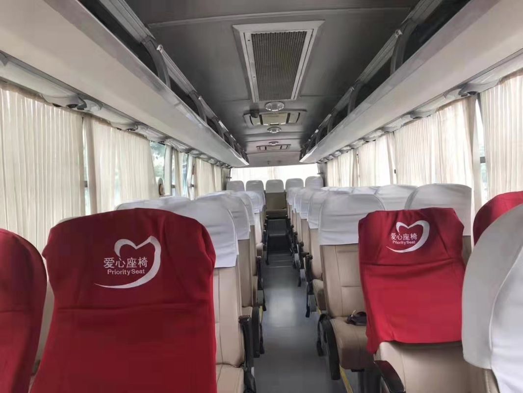 Yutong usato diesel trasporta 6122 il tipo 53 sedili 2014 azionamento lasciato motore di anno YC