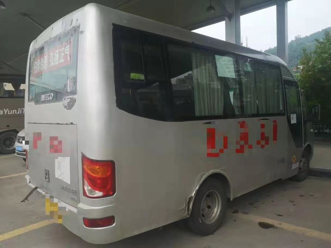 2013 anni hanno usato lo spostamento diesel del mini bus LHD 2798ml dei sedili della TA 17 del bus del sottobicchiere