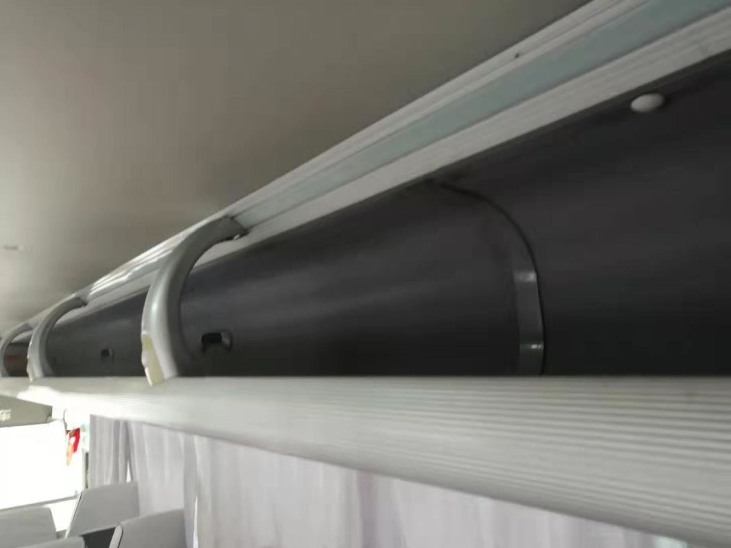 Yutong usato colore bianco trasporta 47 sedili buona condizione diesel del bus di Yutong di 2013 anni