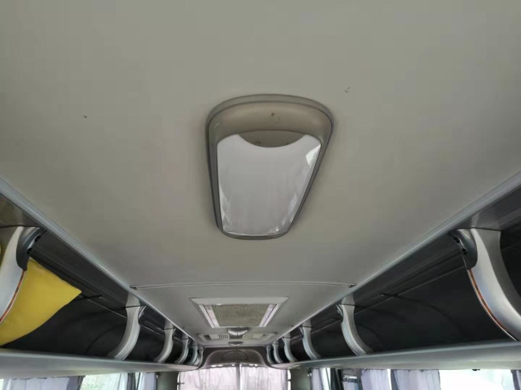 ZK6908 il modello Diesel Fuel Used Yutong trasporta un colore facoltativo di 2015 sedili di anno 39