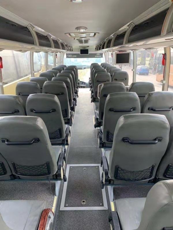 I sedili Yutong usato lusso da 2014 anni 53 trasporta il bus di giro della seconda mano del modello ZK6122